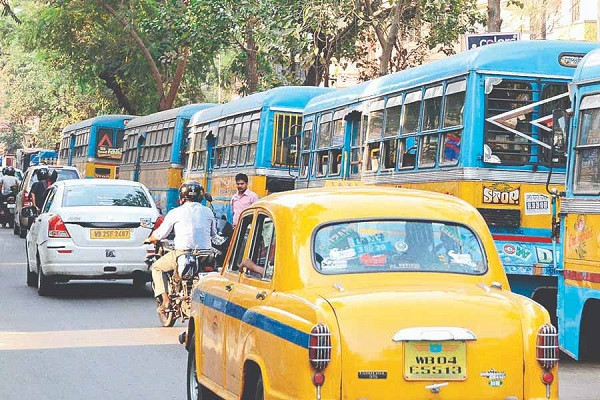 Driving and Traffic Rule Violations Soar in Kolkata (symbolic picture)
