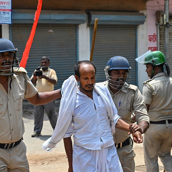 Clash with Police in West Bengal (symbolic picture)
