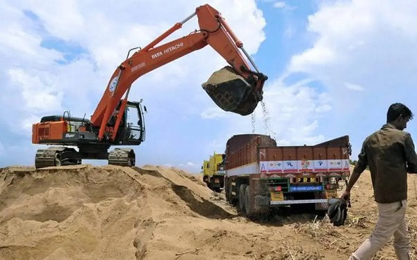 Sand Smuggling (symbolic picture)