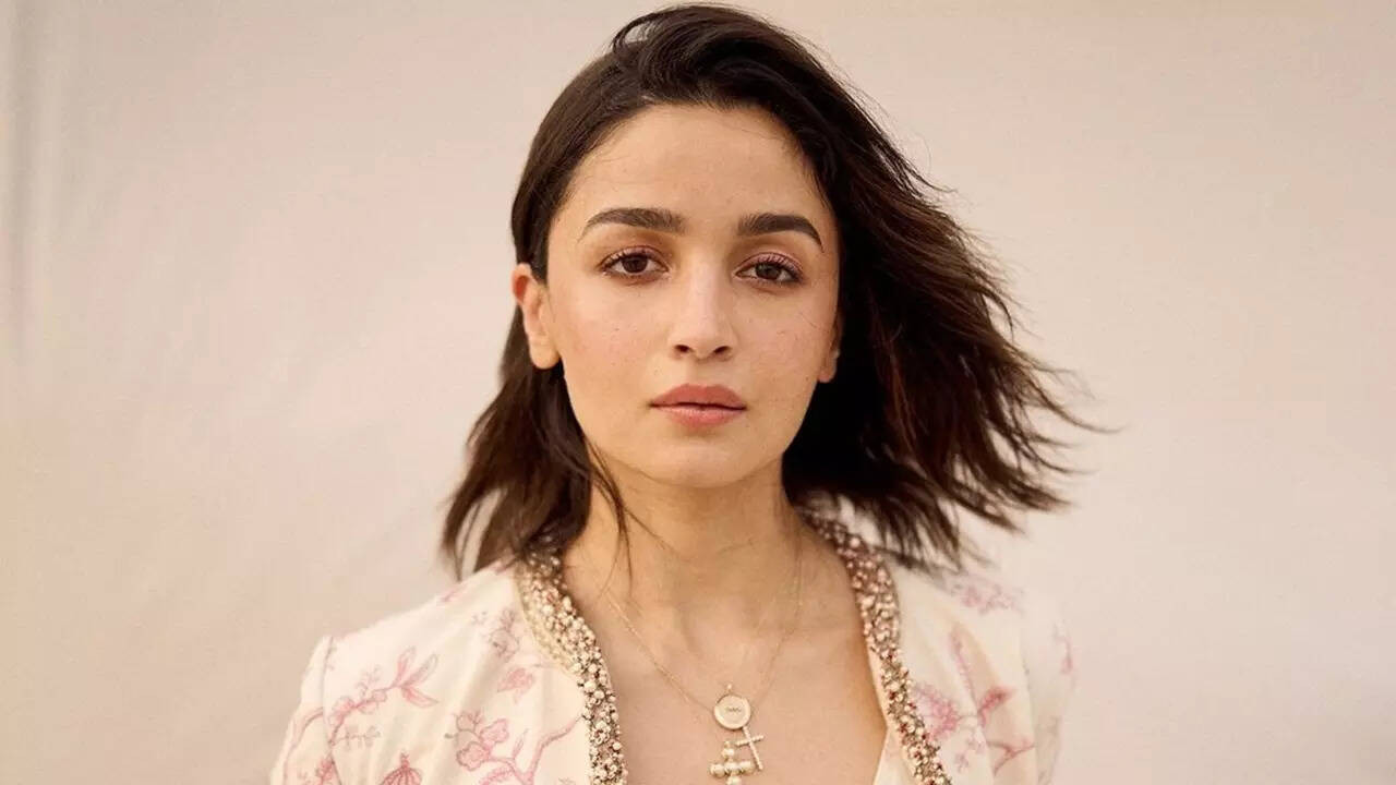 Alia Bhatt ex-assistant fraud, Eternal Sunshine Productions fraud,