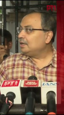 CID team at Kunal Ghosh's house.
