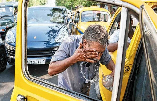 Heatwave rages, Kolkata temperature reaches 29 degrees