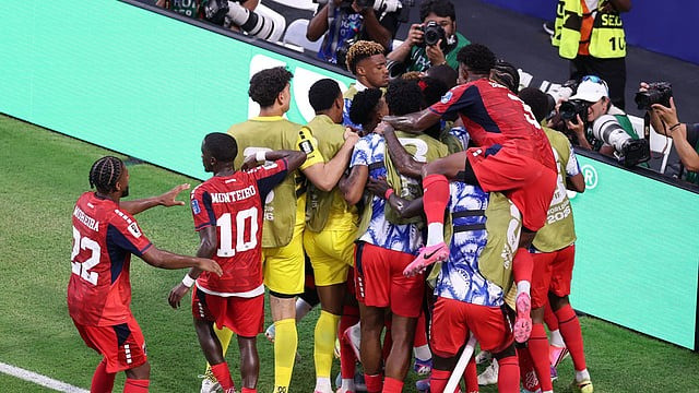 Cape Verde vs. Uruguay match ends in a 2-2 draw.