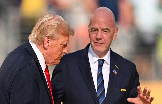 Donald Trump will present the FIFA World Cup trophy, says Infantino.