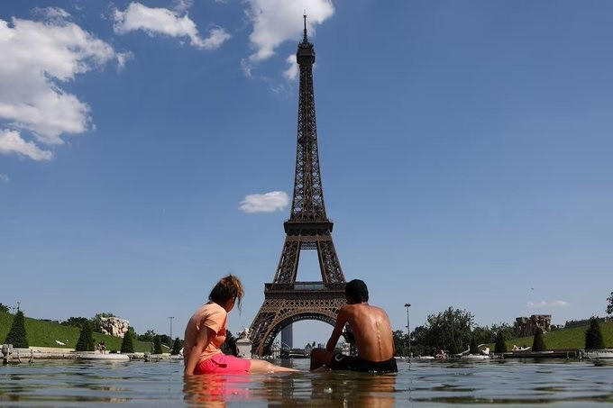 Heatwave across Europe; 18 dead in France due to extreme heat.