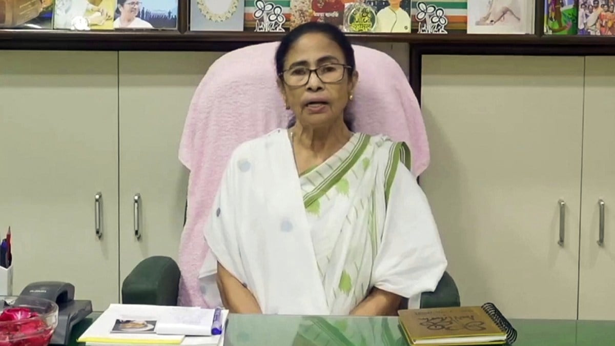 Mamata disbands all Trinamool committees and branch organizations