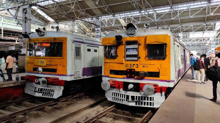 Multiple Sealdah South section local trains cancelled on June 27–28.