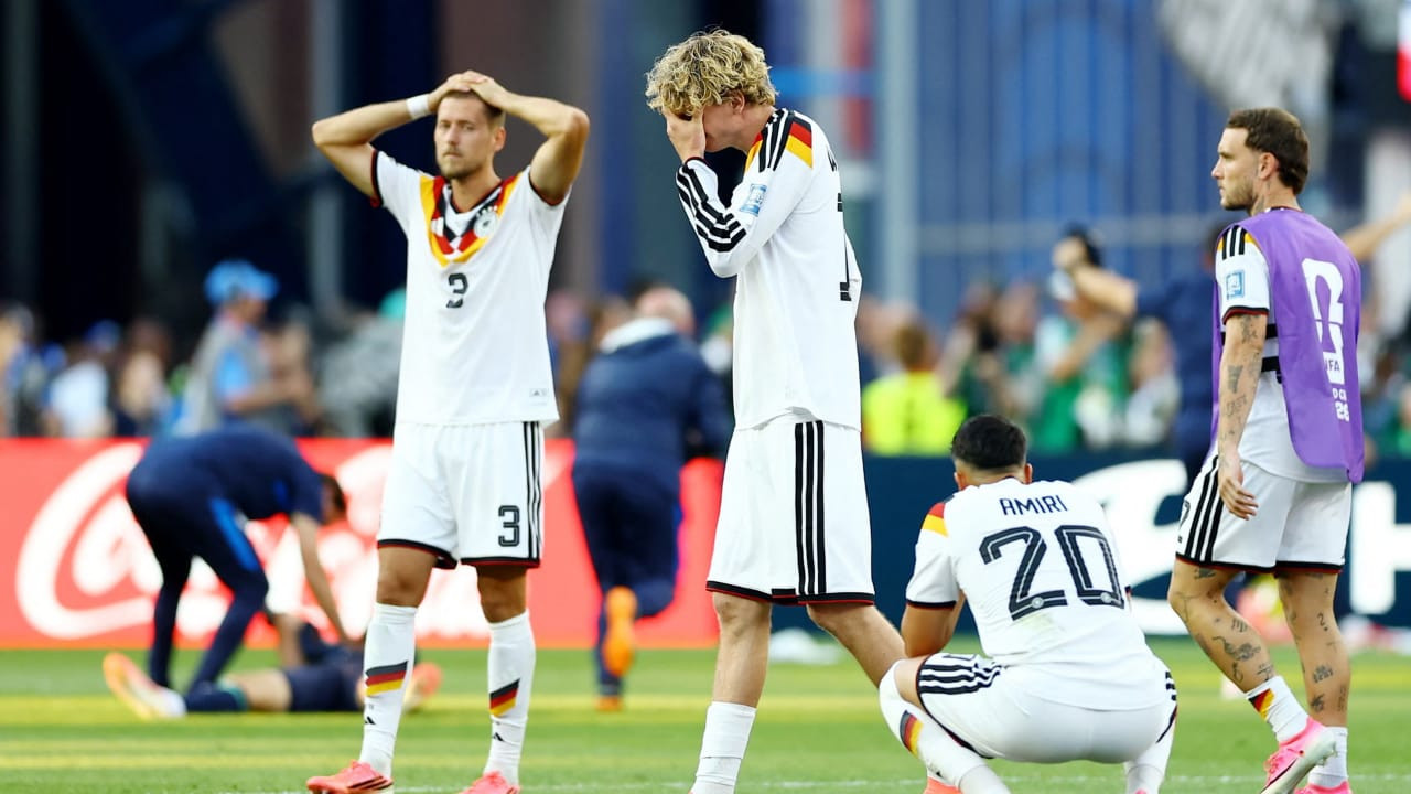 Paraguay into the Round of 16 after beating Germany.