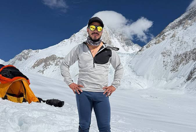 Nirmal Purja missing after Pakistan avalanche