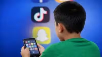 Social Media Ban Under 15