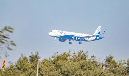 Indigo Flight Emergency Landing in Rajkot