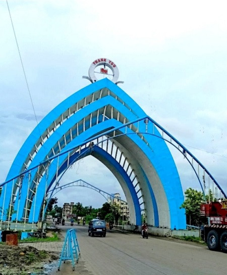 Digha's gateway in a new look; attracting tourists.