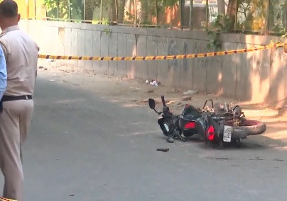 Another gang-rape in Delhi! One accused arrested after a shootout.