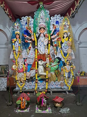 Dutta Chowdhury Durga Puja
